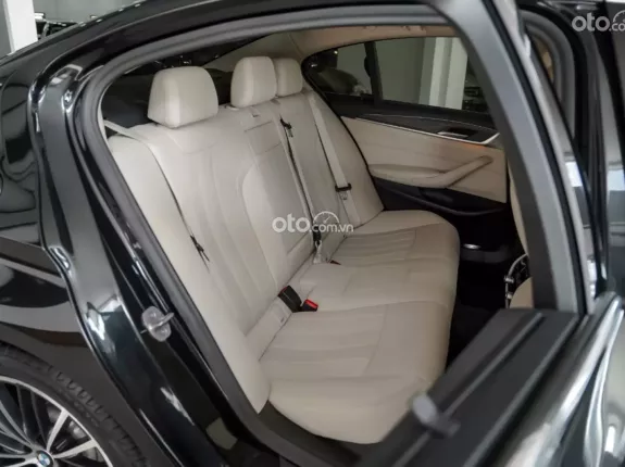 BMW 520i Luxury Line 2022 - BMW 520i Luxury Line 2022 lướt nhẹ 23.000km cực đẹp