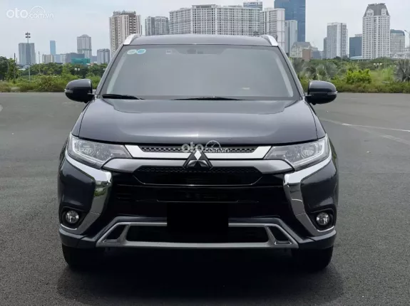 Mitsubishi Outlander 2.0 CVT 2022 - Xe 1 chủ Hà Nội, giá tốt thương lượng