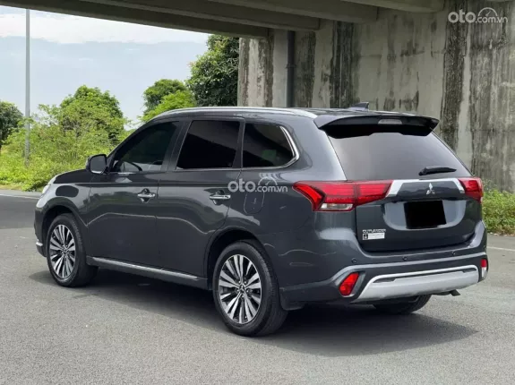Mitsubishi Outlander 2.0 CVT 2022 - Xe 1 chủ Hà Nội, giá tốt thương lượng