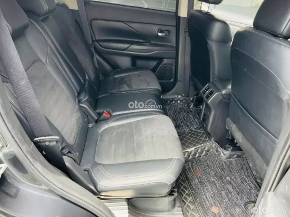 Mitsubishi Outlander 2.0 CVT 2022 - Xe 1 chủ Hà Nội, giá tốt thương lượng
