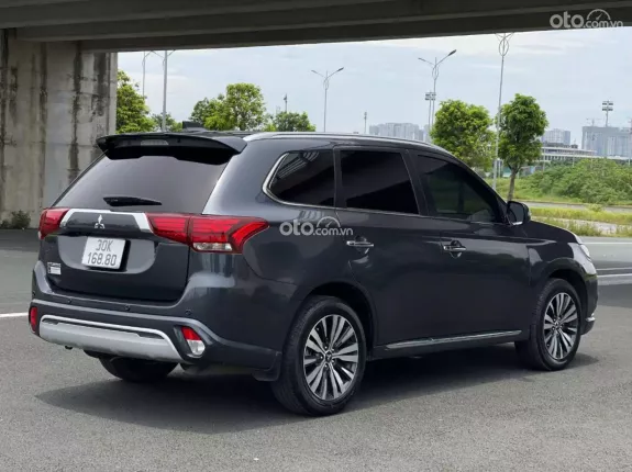 Mitsubishi Outlander 2.0 CVT 2022 - Xe 1 chủ Hà Nội, giá tốt thương lượng