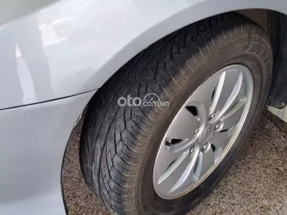 Hyundai Avante 2014 - Giá chỉ 220 triệu cần bán gấp