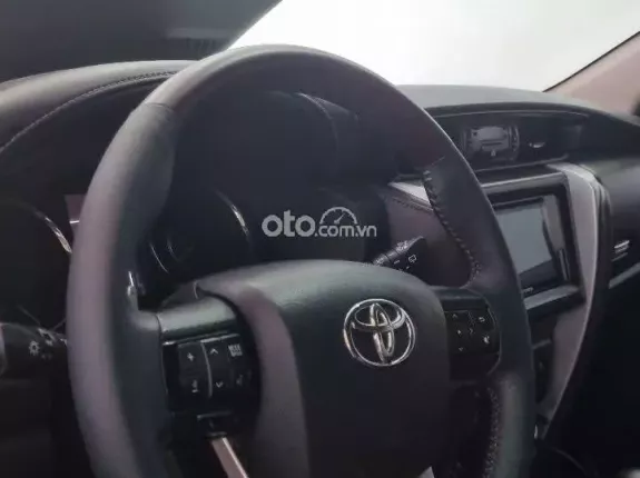Toyota Fortuner 2019 - Cần bán gấp, giá rẻ