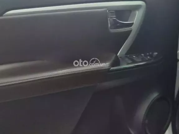 Toyota Fortuner 2019 - Cần bán gấp, giá rẻ