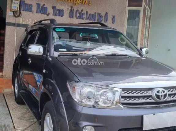 Toyota Fortuner 2010 - Giá chỉ 390 triệu
