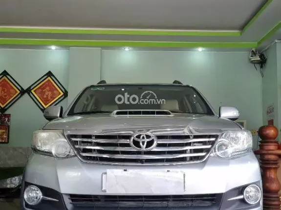 Toyota Fortuner 2016 - Cần bán gấp