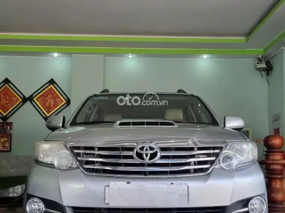 Toyota Fortuner 2016 - Cần bán gấp