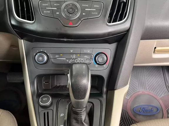 Ford Focus 1.5L EcoBoost Trend Hatchback 2017 - Xe đúng một chủ