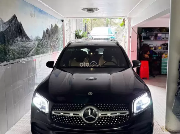 Mercedes-Benz GLB 200 AMG 2021 - Đen Đen