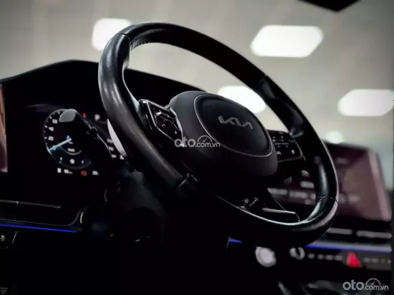 Kia Carnival 3.5G Signature 2022 - MPV cao cấp với thiết kế hiện đại và an toàn