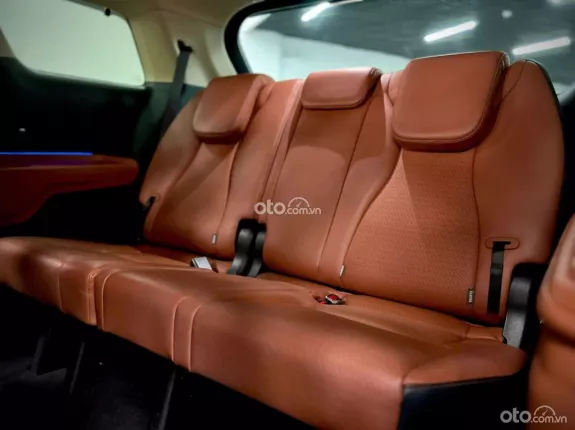 Kia Carnival 3.5G Signature 2022 - MPV cao cấp với thiết kế hiện đại và an toàn