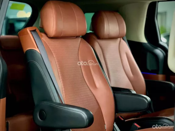 Kia Carnival 3.5G Signature 2022 - MPV cao cấp với thiết kế hiện đại và an toàn