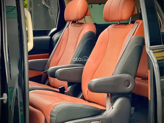 Kia Carnival 2.2D Signature 2023 - Xe gia đình cao cấp giá tốt