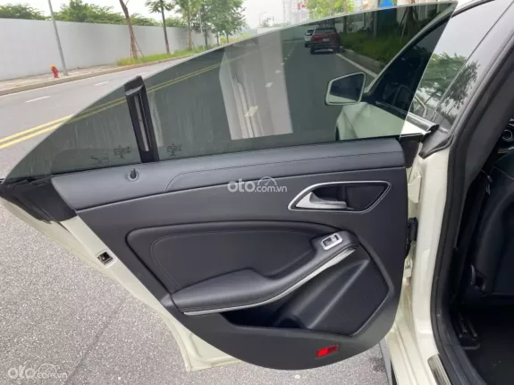 Mercedes-Benz CLA 250 4Matic 2015 - Đẹp chất, biển Hà Nội