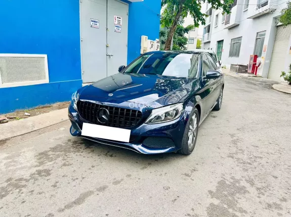 Mercedes-Benz C200 2.0 AT 2017 - Xe cực đẹp, bảo dưỡng đầy đủ, lên đồ chơi kha khá