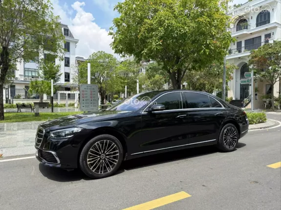 Mercedes-Benz S450 4Matic 2022 - Màu đen nội thất kem chạy ít - Hỗ trợ bank 3.3 tỷ lãi suất tốt