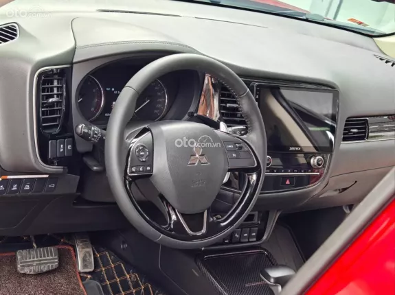 Mitsubishi Outlander 2.0 CVT Premium 2022 - Mitsubishi Outlander 2.0 CVT Premium 2022