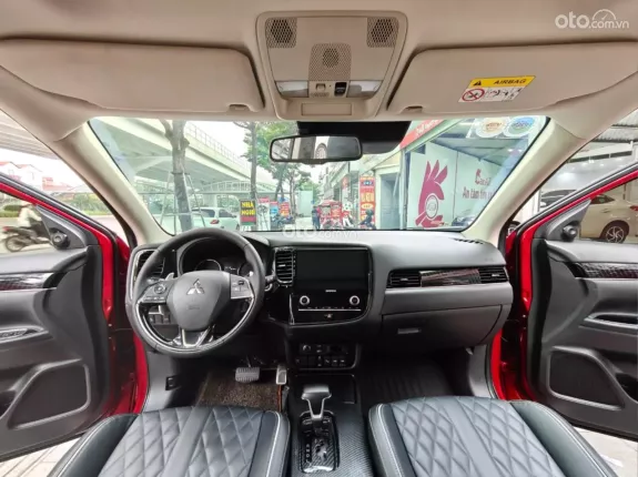 Mitsubishi Outlander 2.0 CVT Premium 2022 - Mitsubishi Outlander 2.0 CVT Premium 2022