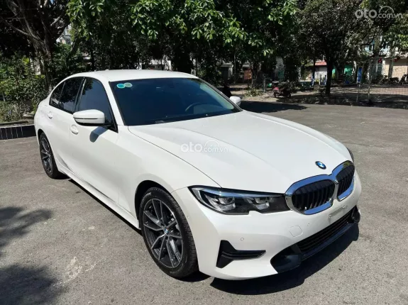 BMW 320i Sport Line 2023 - BMW 320i Sport Line 2023