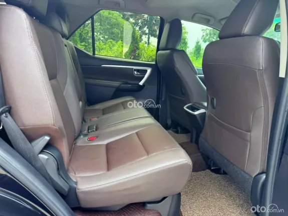 Toyota Fortuner 2019 - Cần bán xe 1 chủ từ mới đi giữ gìn