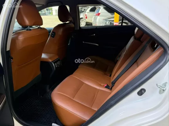 Toyota Camry 2.5Q 2018 - Chiếc xe gia đình lý tưởng với giá cực tốt