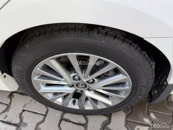 Toyota Camry 2.5Q 2018 - Chiếc xe gia đình lý tưởng với giá cực tốt