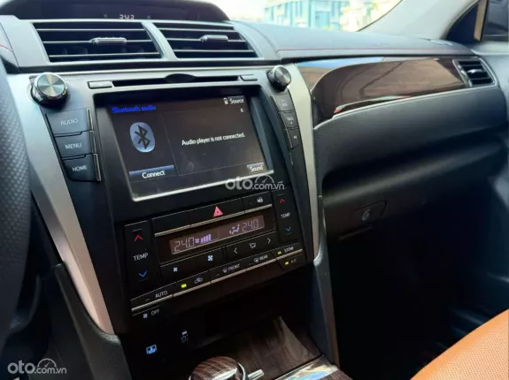 Toyota Camry 2.5Q 2018 - Chiếc xe gia đình lý tưởng với giá cực tốt
