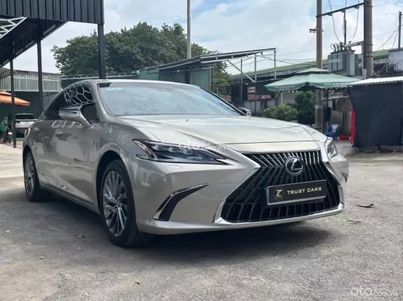 Lexus ES 250 F-Sport 2022 - 1 chủ mua mới, xe siêu mới, odo chuẩn 2 vạn