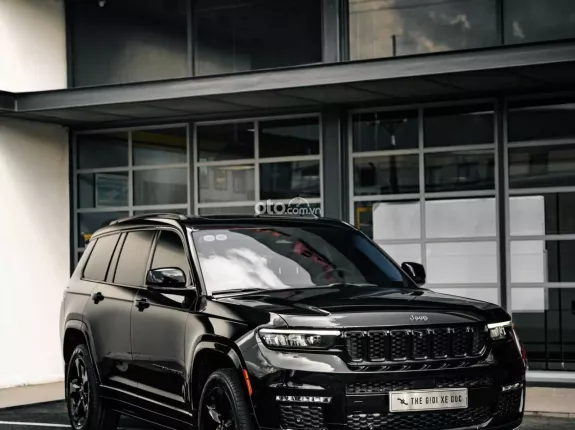 Jeep Grand Cheroke 2023 - Phiên bản Limited 7 chỗ, động cơ V6 3.6L mạnh mẽ