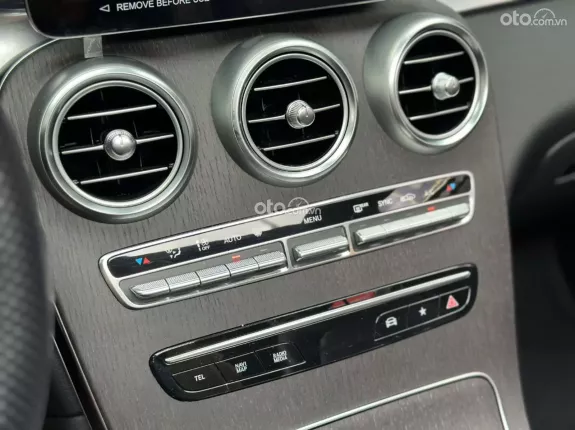 Mercedes-Benz GLC 300 4Matic 2023 - Một chủ từ mới đăng ký lần đầu 04/2023