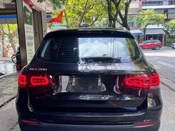 Mercedes-Benz GLC 200 V1 2021 - Xe chủ đi giữ, chất xe còn đẹp