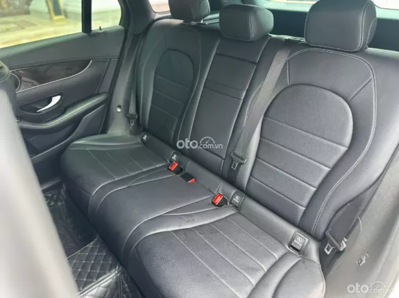 Mercedes-Benz GLC 200 4Matic 2018 - Xe 1 chủ mua mới từ đầu bao check thoải mái