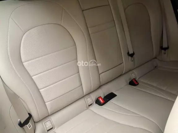 Mercedes-Benz GLC 200 V1 2022 - Xe 1 chủ mua mới từ đầu