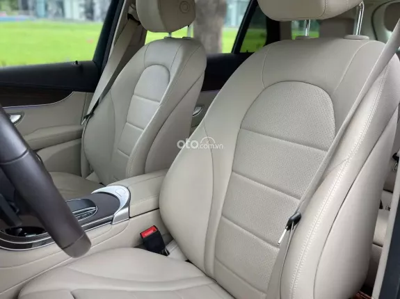 Mercedes-Benz GLC 200 V1 2022 - Xe 1 chủ mua mới từ đầu bao check