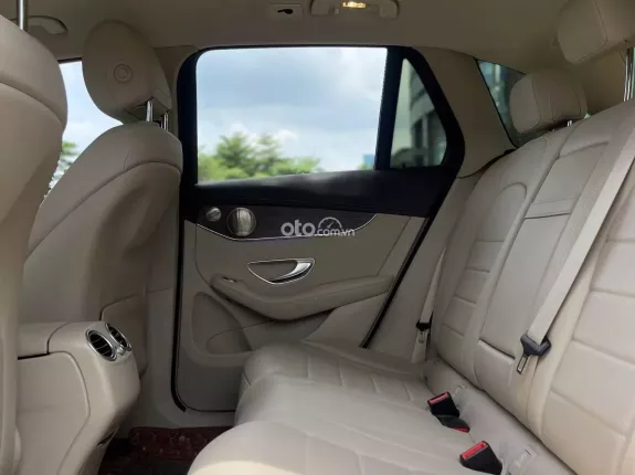 Mercedes-Benz GLC 200 V1 2022 - Xe 1 chủ mua mới từ đầu bao check
