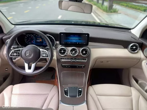 Mercedes-Benz GLC 200 V1 2022 - Xe 1 chủ mua mới từ đầu bao check