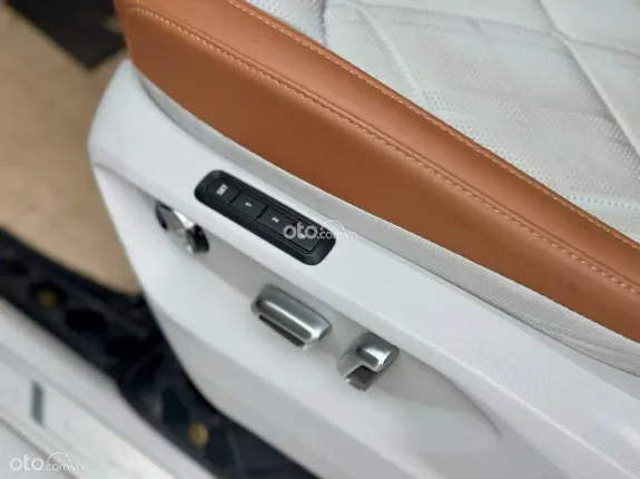 Volkswagen Teramont X 2024 - Nội thất còn như mới, bản 6 ghế đi gia đình siêu hợp lý