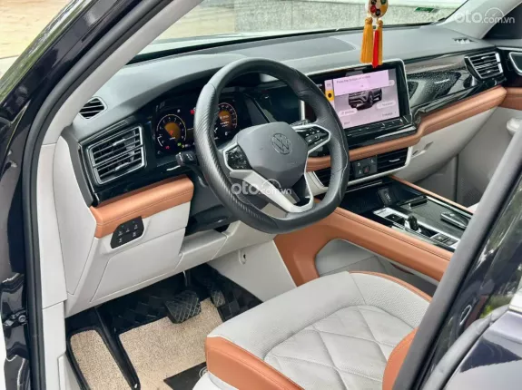 Volkswagen Teramont X 2024 - Nội thất còn như mới, bản 6 ghế đi gia đình siêu hợp lý