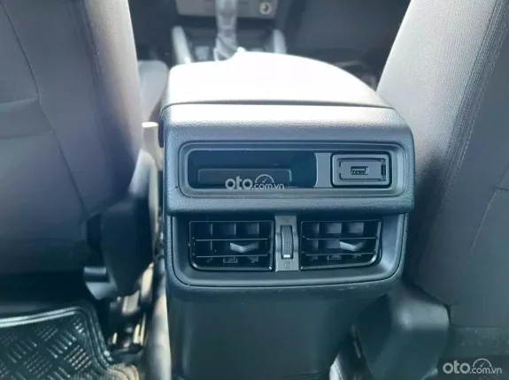 Mazda BT-50 1.9 AT 4x2 2021 - NHẬP THÁI - ĐÃ TRANG BỊ NHIỀU ĐỒ - GIẤY TỜ PHÁP LÝ ĐẦY ĐỦ