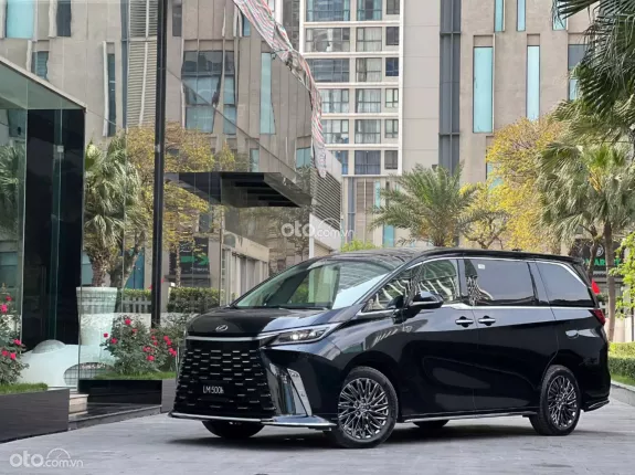 Lexus LM500h 4 ghế 2025 - Phiên bản nâng cấp, bổ sung thêm vật liệu giảm rung và cách âm