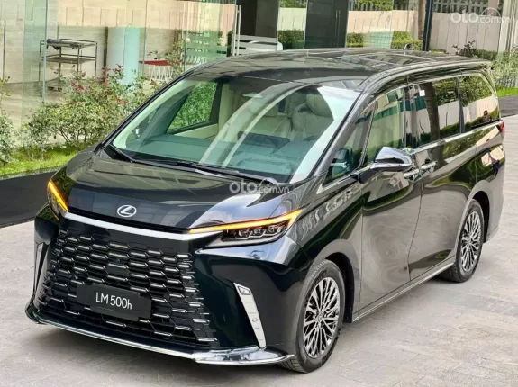 Lexus LM500h 4 ghế 2025 - Phiên bản nâng cấp, bổ sung thêm vật liệu giảm rung và cách âm