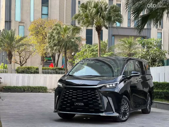 Lexus LM500h 4 ghế 2025 - Phiên bản nâng cấp, bổ sung thêm vật liệu giảm rung và cách âm