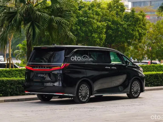 Lexus LM500h 4 ghế 2025 - Phiên bản nâng cấp, bổ sung thêm vật liệu giảm rung và cách âm