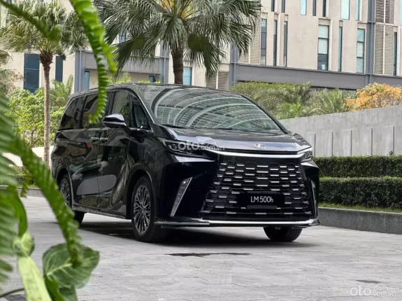 Lexus LM500h 4 ghế 2025 - Phiên bản nâng cấp, bổ sung thêm vật liệu giảm rung và cách âm