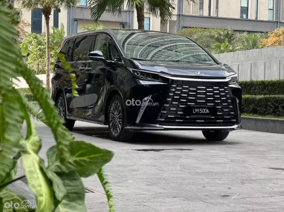 Lexus LM500h 6 ghế 2025 - Thủ tục đơn giản, giao xe nhanh chóng