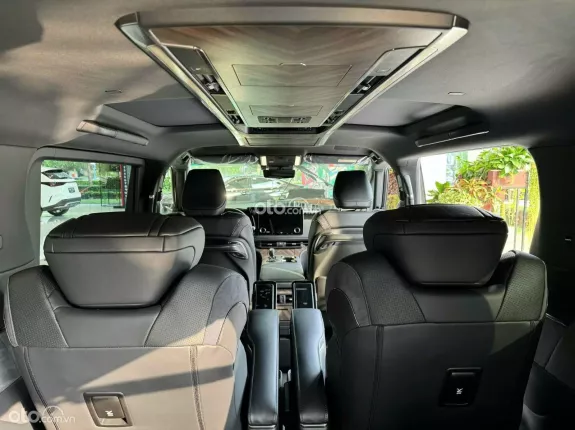 Lexus LM500h 6 ghế 2025 - Phiên bản nâng cấp, bổ sung vật liệu giảm rung và cách âm