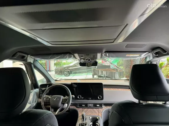 Lexus LM500h 6 ghế 2025 - Phiên bản nâng cấp, bổ sung vật liệu giảm rung và cách âm