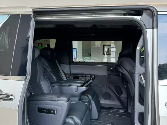 Lexus LM500h 6 ghế 2025 - Phiên bản nâng cấp, bổ sung vật liệu giảm rung và cách âm