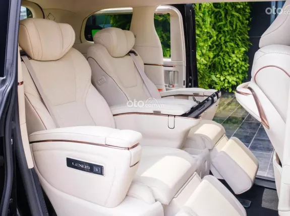 Lexus LM500h 6 ghế 2025 - Phiên bản nâng cấp, bổ sung vật liệu giảm rung và cách âm