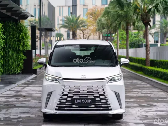 Lexus LM500h 4 ghế 2025 - Phiên bản nâng cấp, bổ sung thêm vật liệu giảm rung và cách âm..
